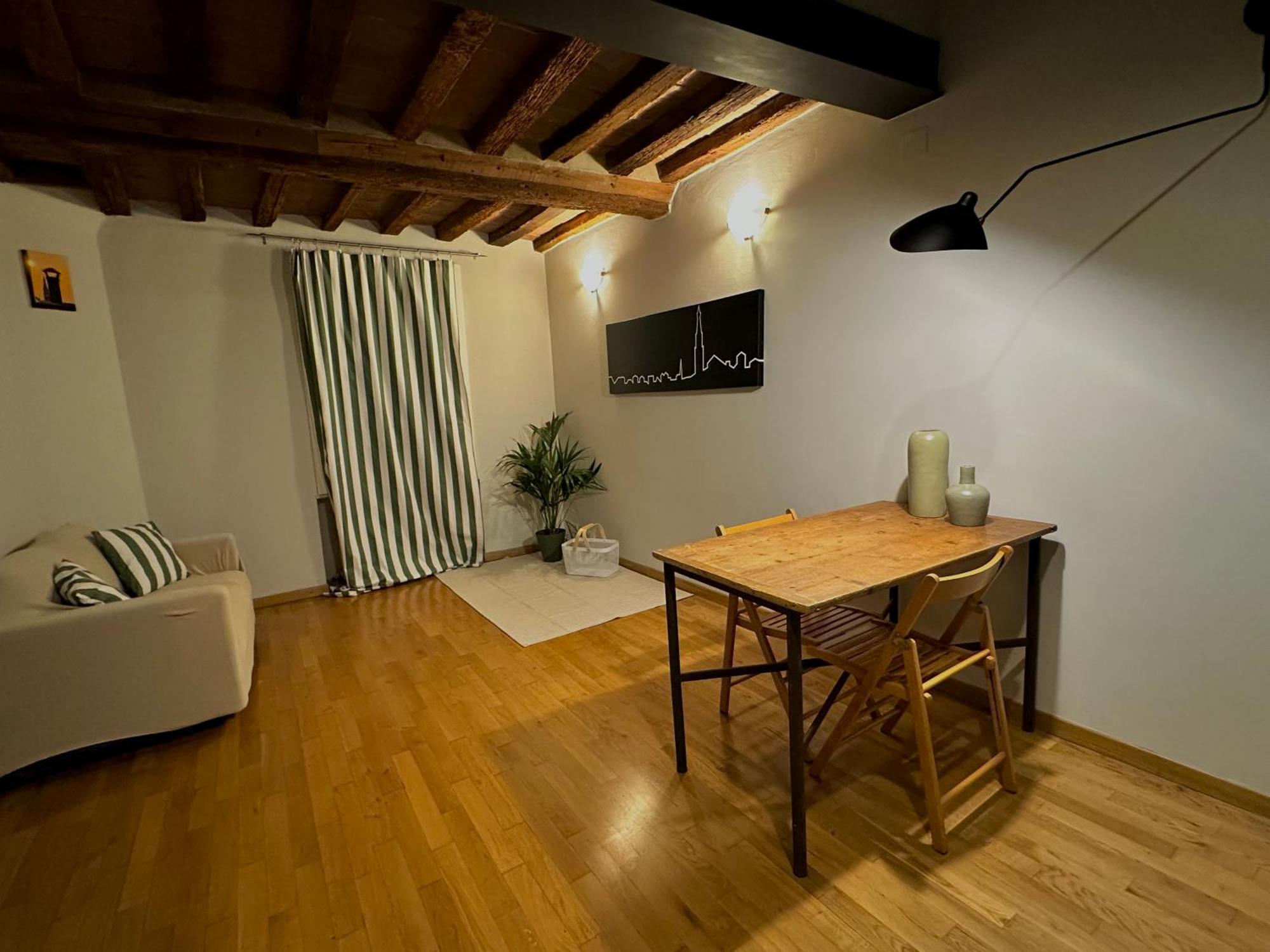 Maison Vert Appartamento In Centro Storico A Modena Ngoại thất bức ảnh
